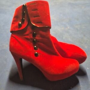 Elegant Red Women's Heeled Boots